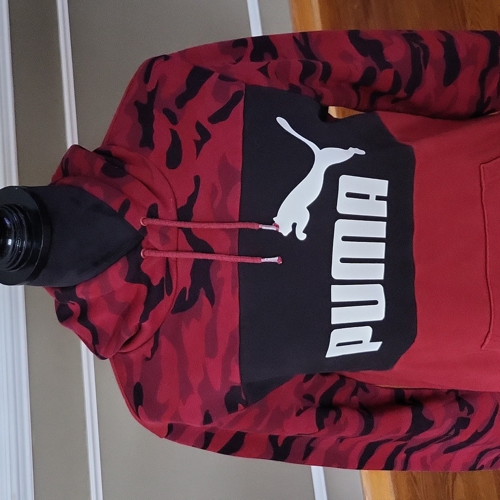 PUMA Red Camo Hoodie Size Small - Picture 2 of 8